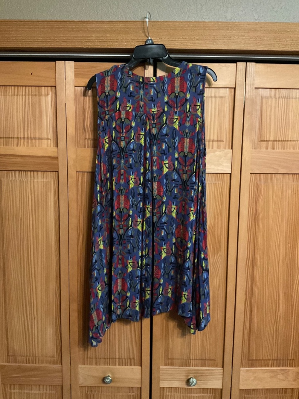 Multi colored top - Picture 5 of 5